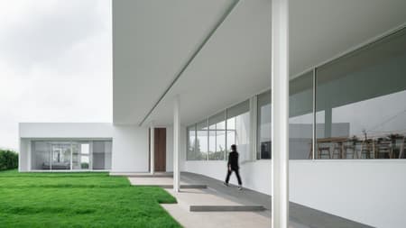 Lucent House