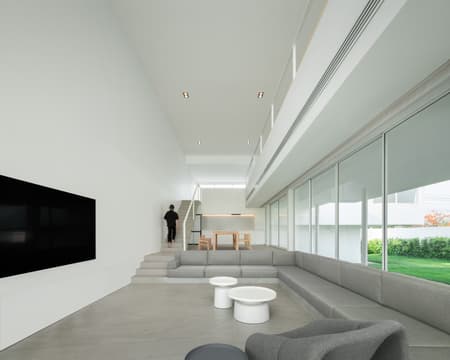 Lucent House
