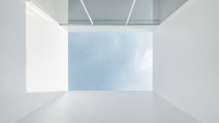 Lucent House