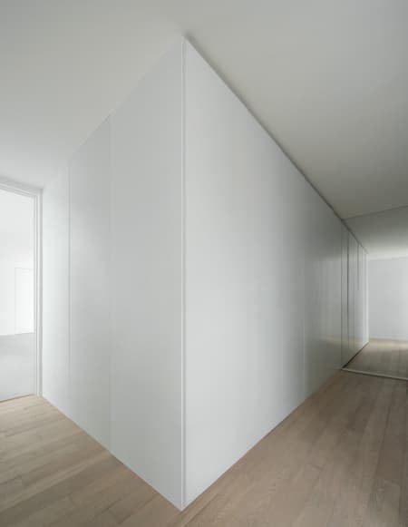 Lucent House