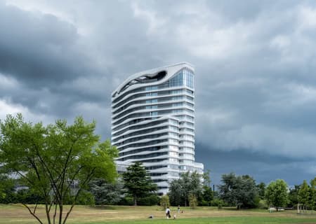 ZIPPER RKM 740 Tower