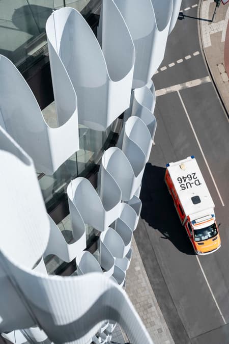 ZIPPER RKM 740 Tower