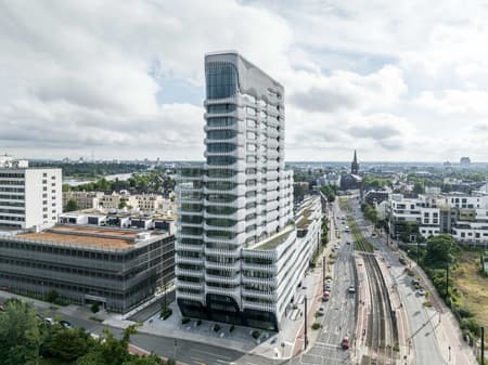 ZIPPER RKM 740 Tower