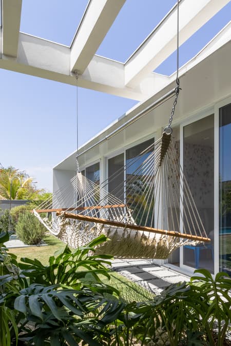 CS HOUSE
