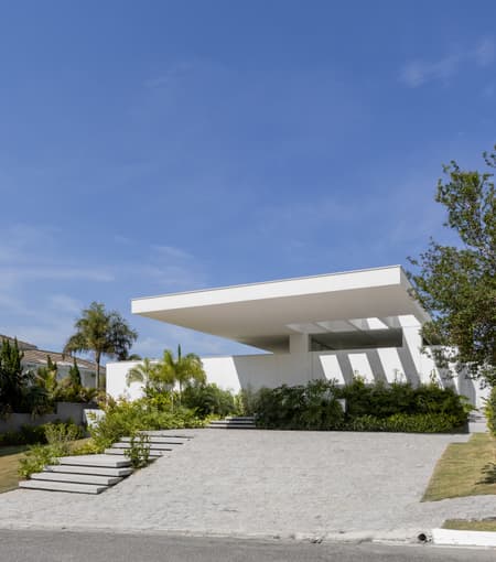 CS HOUSE