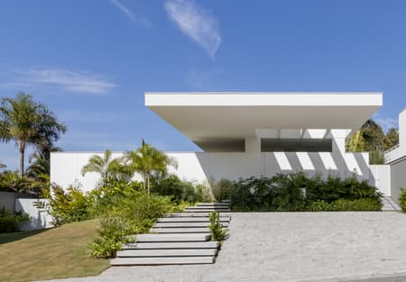 CS HOUSE