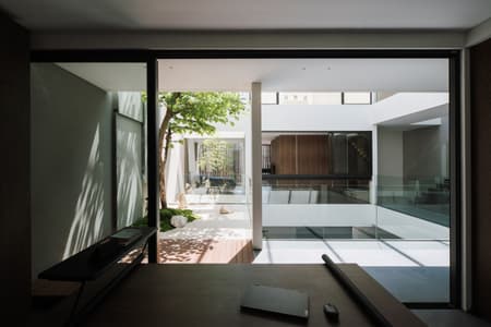 DK.52 HOUSE