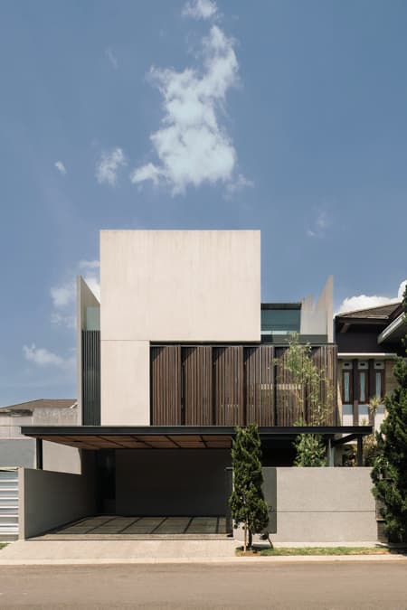DK.52 HOUSE