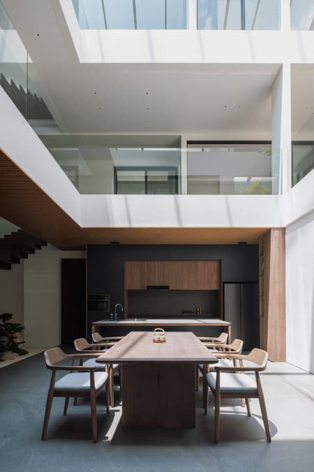 DK.52 HOUSE