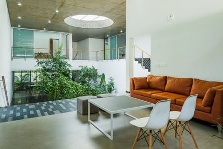 The Hunkered House