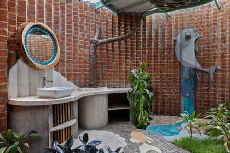Self-Sustaining Farmhouse