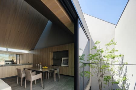 ESPACE House