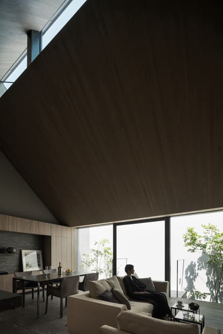 ESPACE House