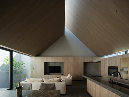 ESPACE House