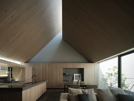 ESPACE House