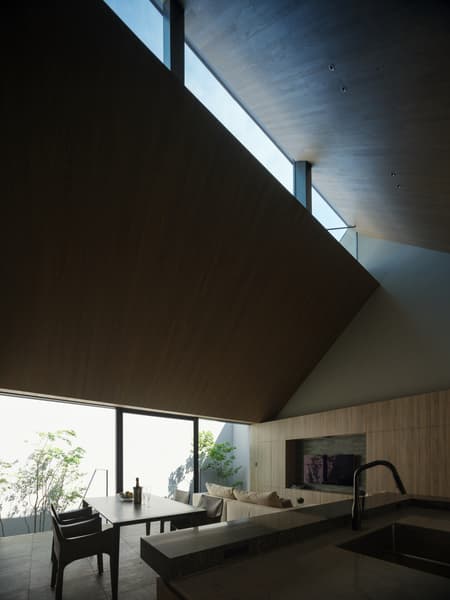 ESPACE House