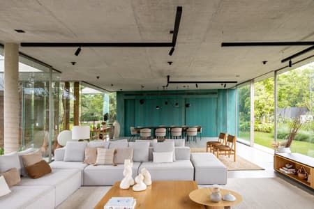 Carvalho House