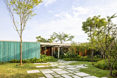 Carvalho House