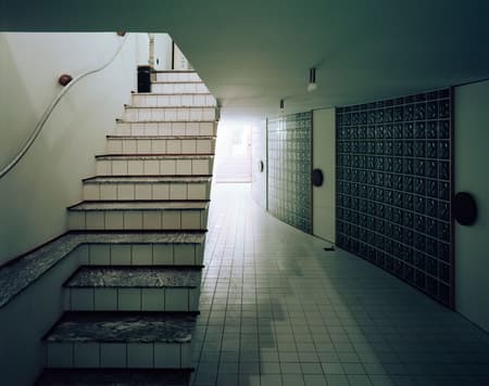 House Waves of Glass and Clouds of Metal