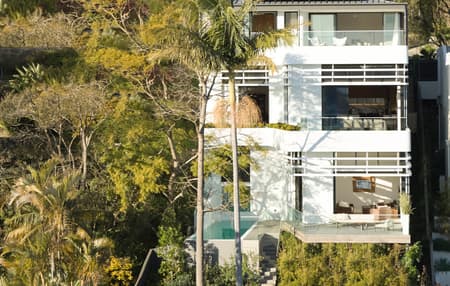 Earth-Ship House