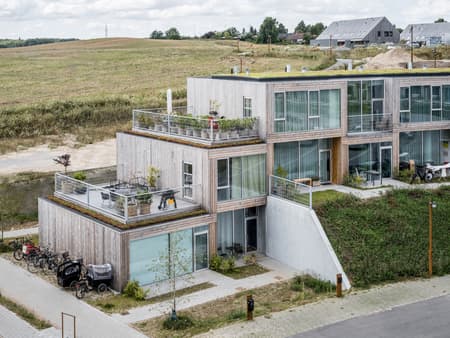 Sneglehusene Housing