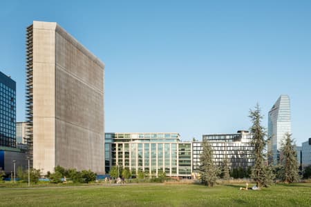 Pirelli 35 Office Building