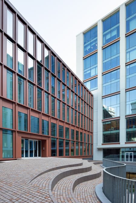 Pirelli 35 Office Building