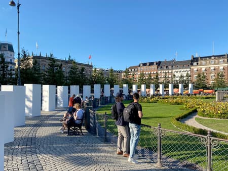 50 Queens Installation