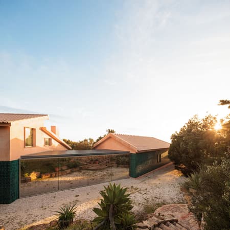 House Azóia AIP