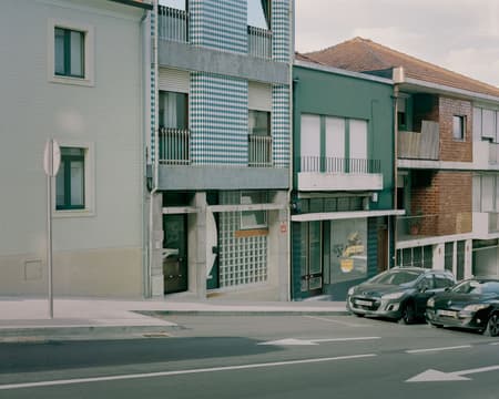 098 Building