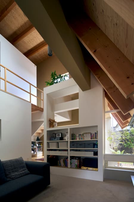House in Kosai