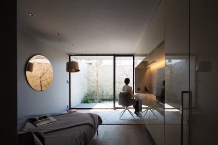 LAXUS House