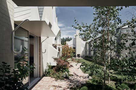 RaeRae House 