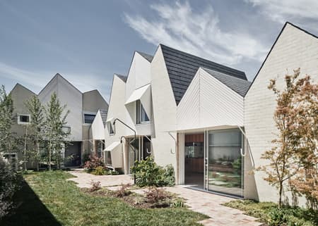 RaeRae House 