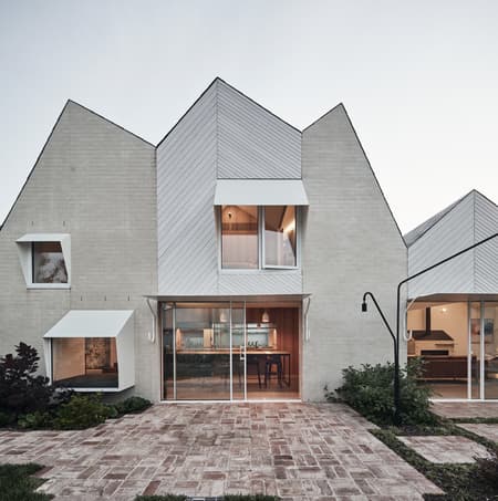 RaeRae House 