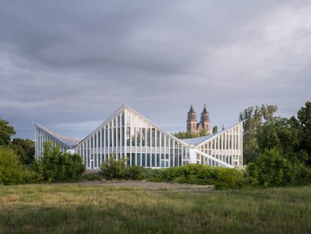 Hyparschale Building Hall  