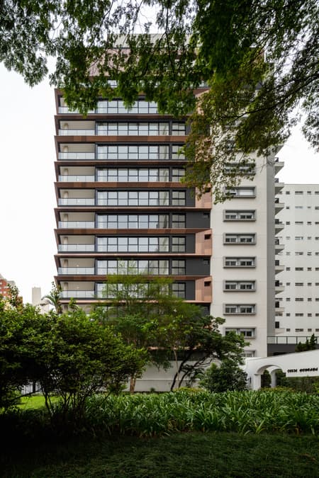 Jade Building