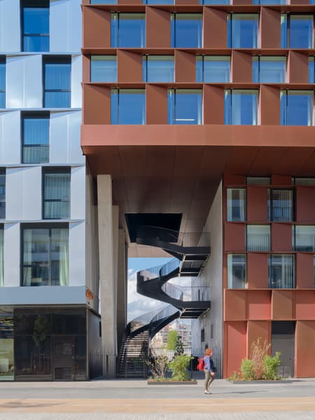 InDéfense & Hôtel OKKO