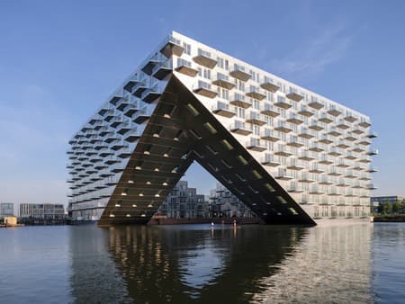 Sluishuis Residential Building