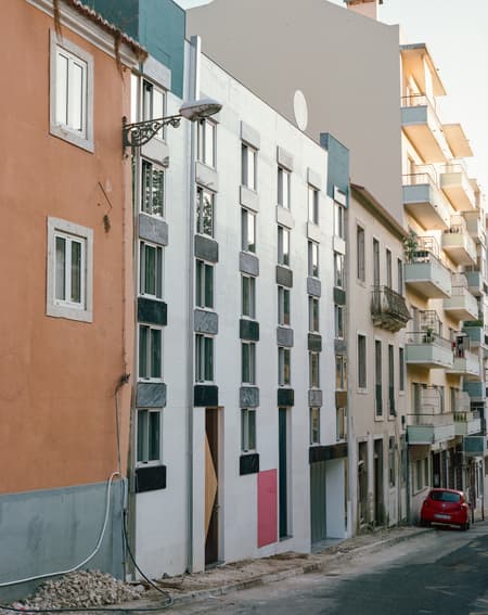 House of Countless Windows 