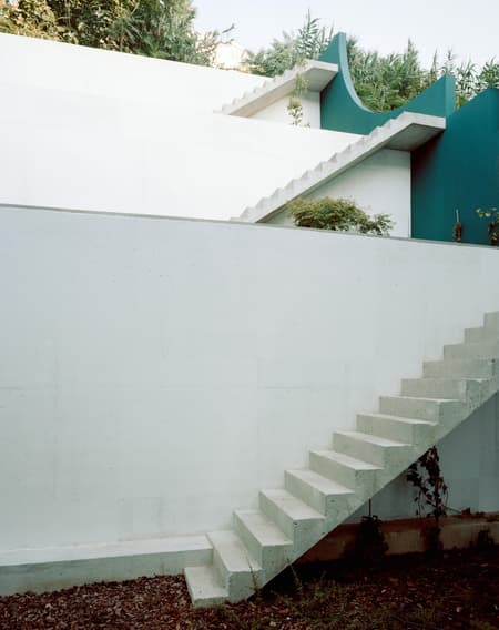 House of Countless Windows 