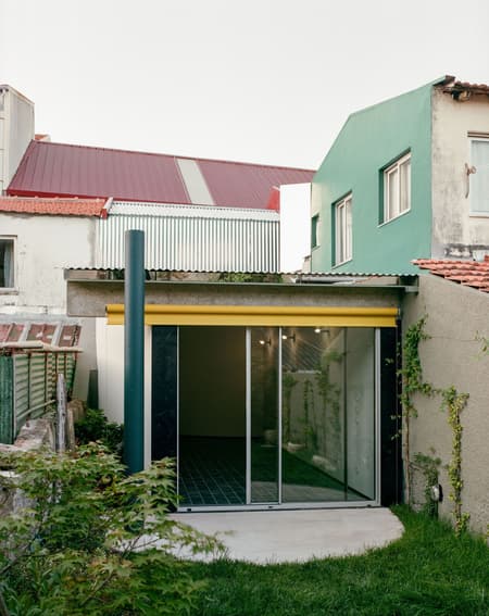 House Within a Few Lines 