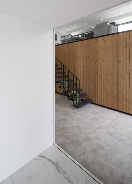 Ramand Mixed-Use building 