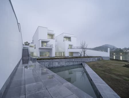 Dongqian Lake Club Houses 