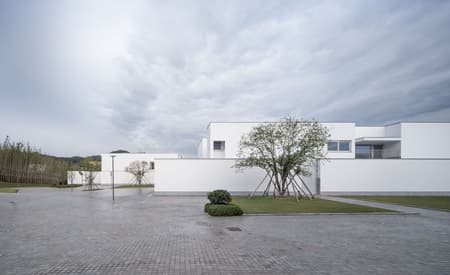 Dongqian Lake Club Houses 