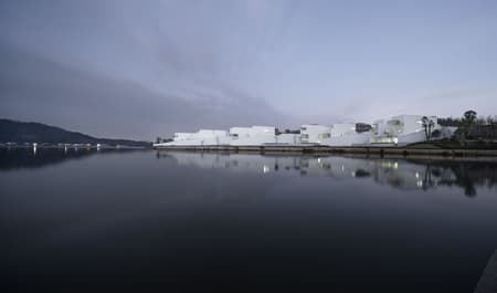Dongqian Lake Club Houses 