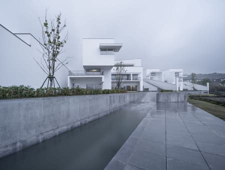 Dongqian Lake Club Houses 