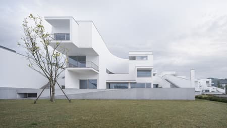 Dongqian Lake Club Houses 