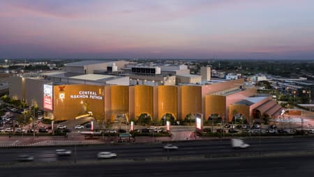 Central Nakhon Pathom