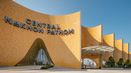 Central Nakhon Pathom